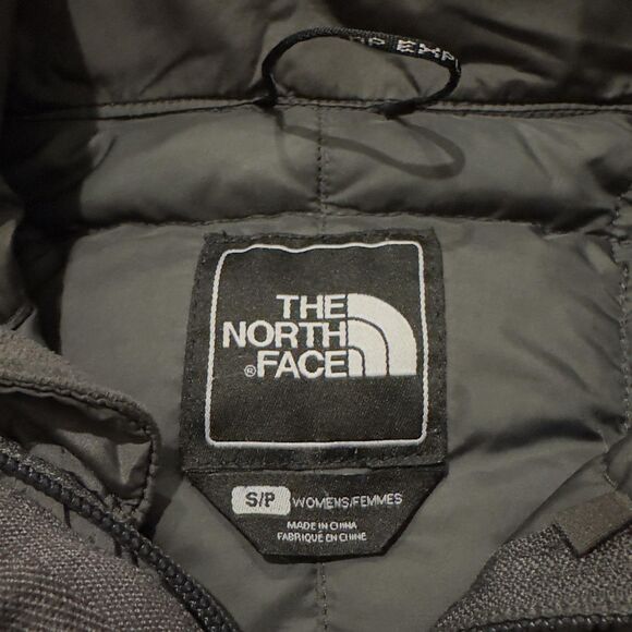The North Face Down Parka Puffer Coat 600 Fill sz Small Gray Hooded Long Quilted - Picture 4 of 13